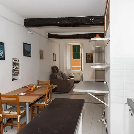 Apartment Casa Lucio By Arbaspaa Vernazza